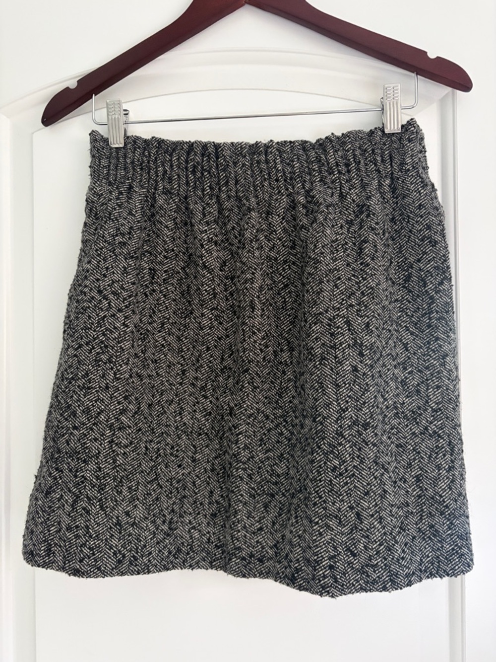 J. Crew Black & White Wool Herringbone Skirt Size 4
